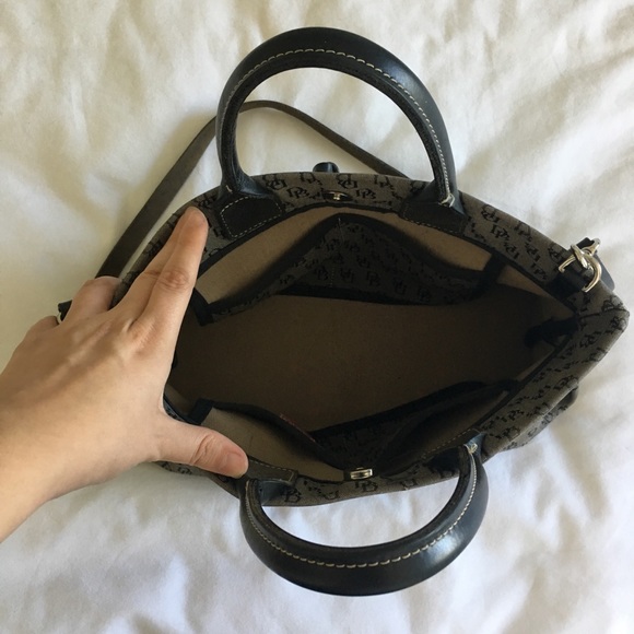 Dooney & Bourke INC, gray purse - Picture 5 of 6